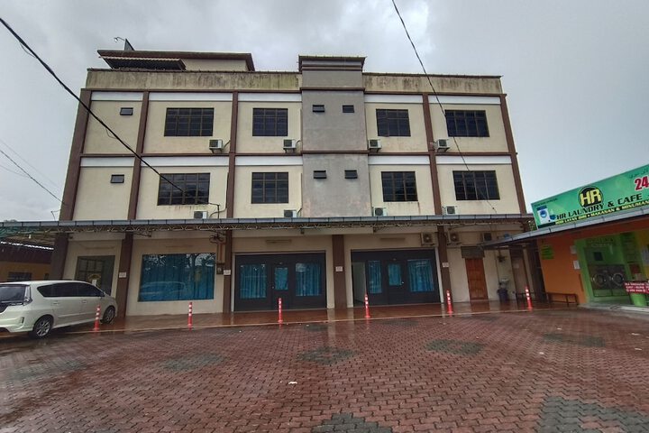 Image of OYO 90868 Oba Hotel
