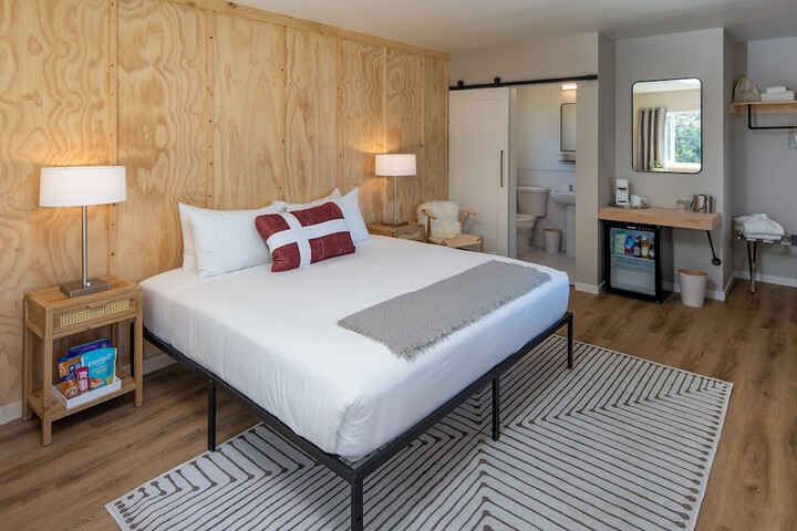 Room 5 of 24
