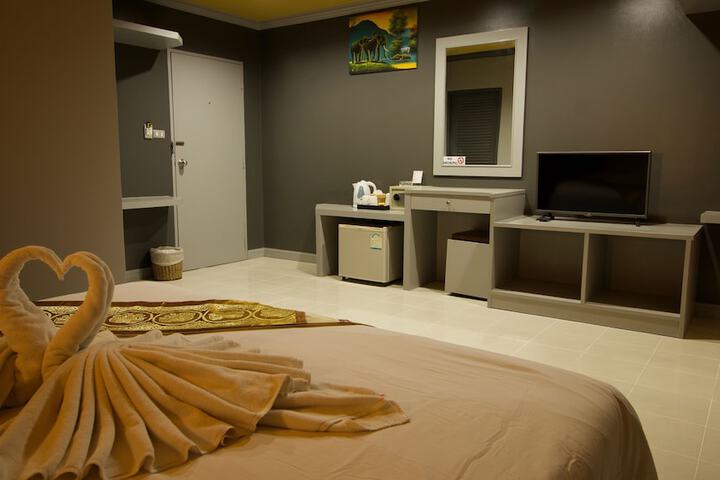 Room 13 of 47