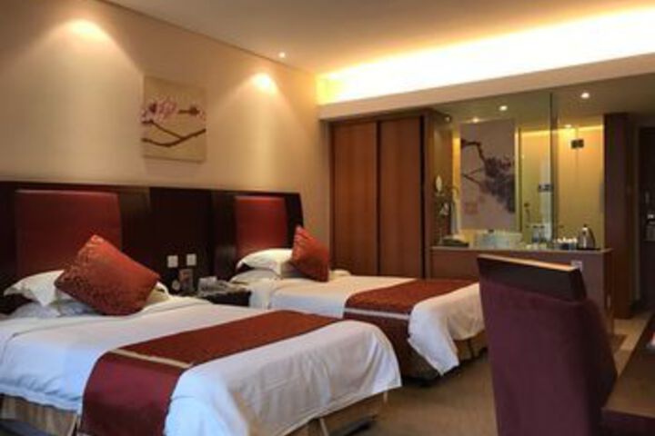 Room 21 of 31