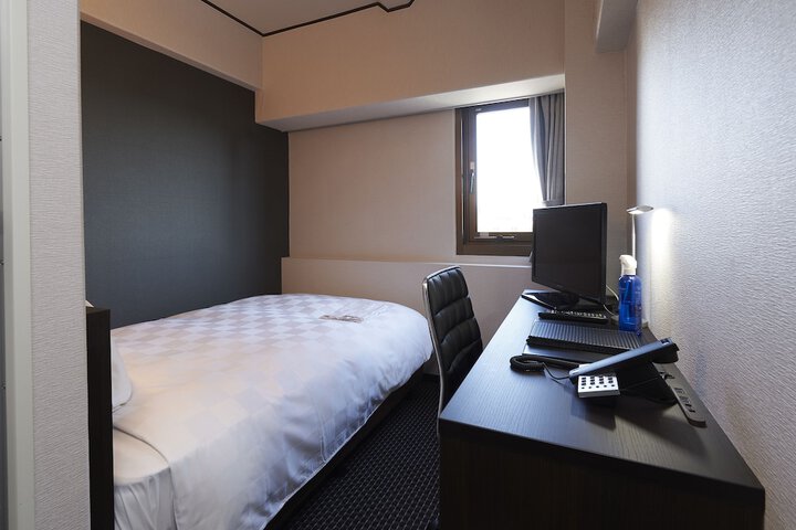 Room 15 of 91