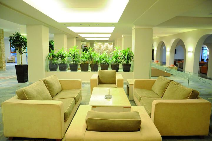 Hotel Interior 3 of 39