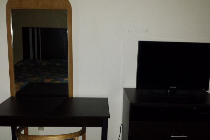 Room 18 of 50