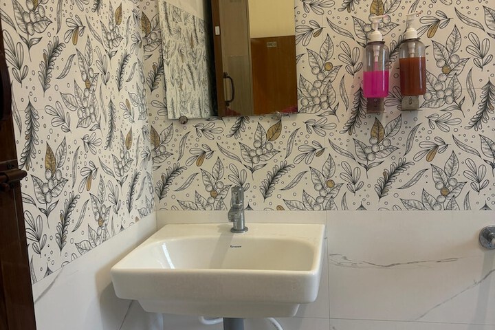 Room 14 of 17