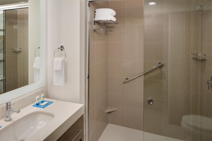 Clean Restrooms