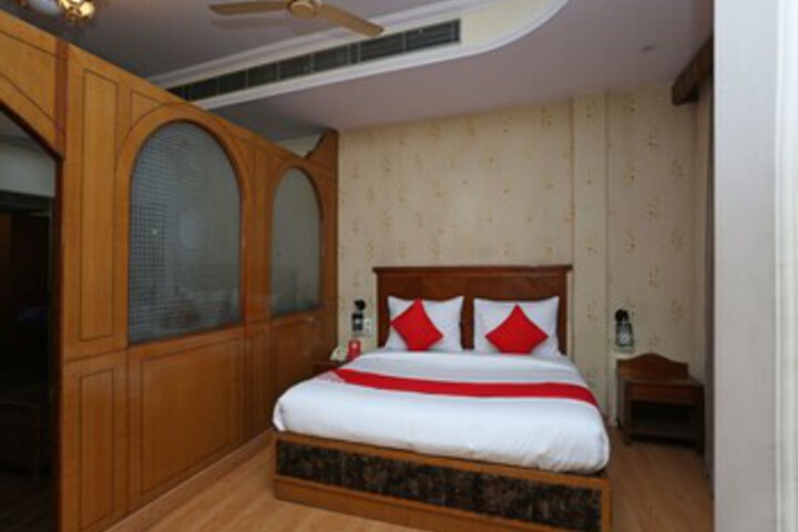 Room 31 of 39