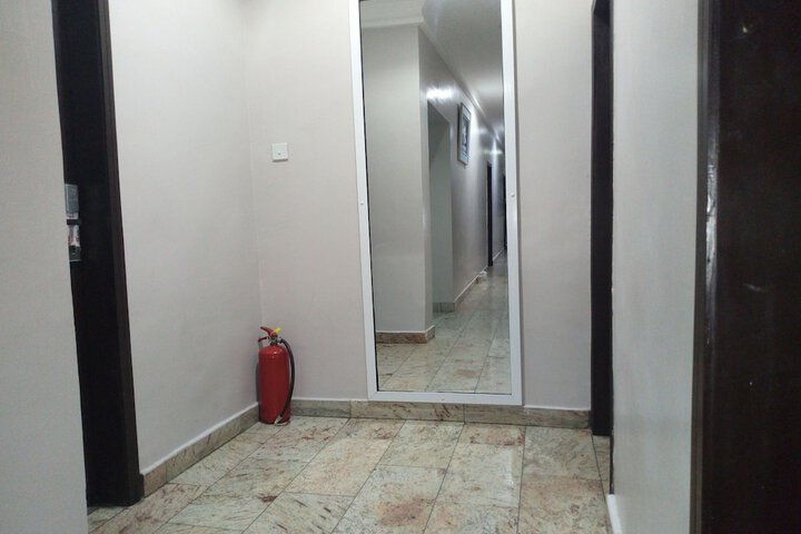 Ballroom/Hall 21 of 24