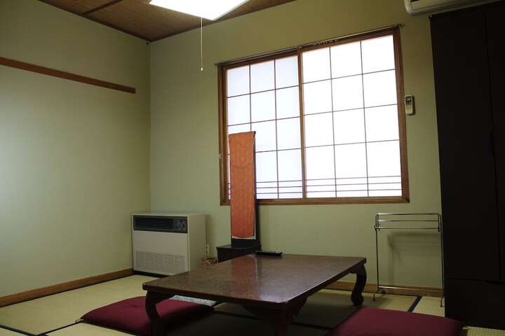 Room 17 of 79