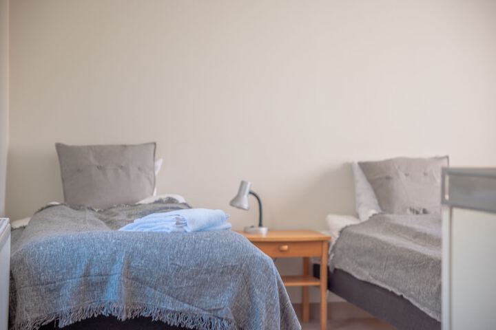 Room 10 of 34