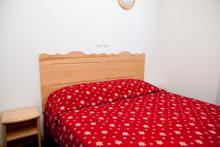 Room 4 of 41