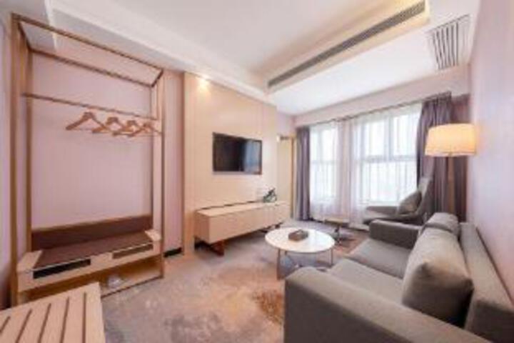 Room 21 of 23