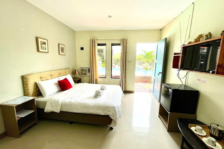 Room 12 of 63