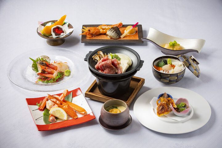 Lounge 194 of 240