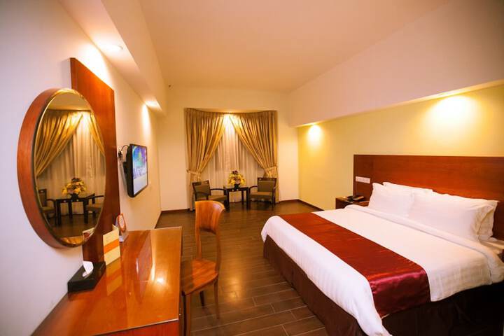 Room 3 of 30