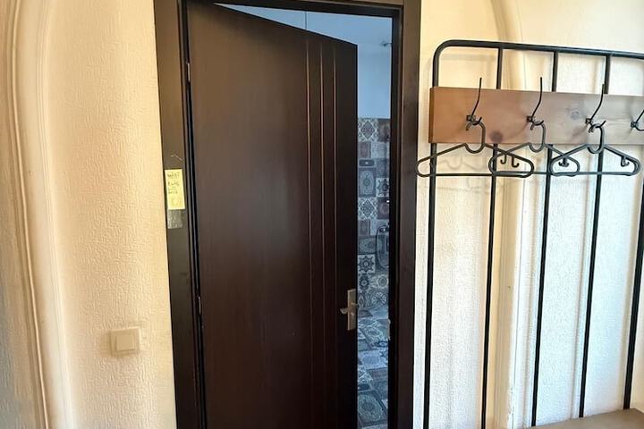 Room 94 of 120