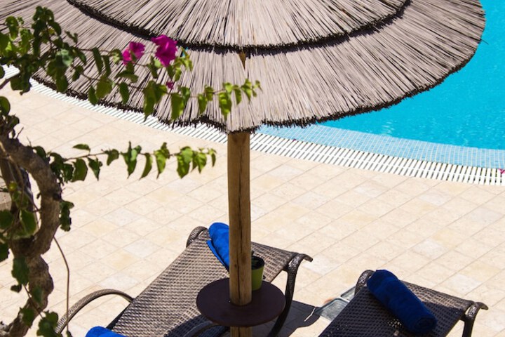 Pool 66 of 76