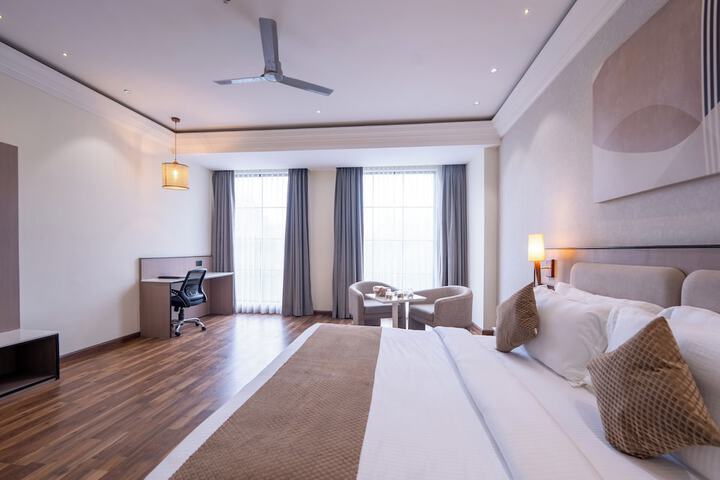 Room 10 of 51