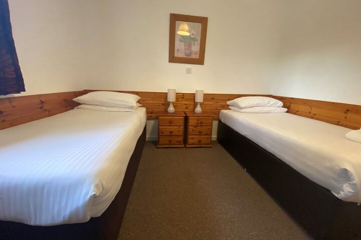 Room 37 of 112