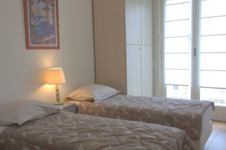 Room 16 of 20
