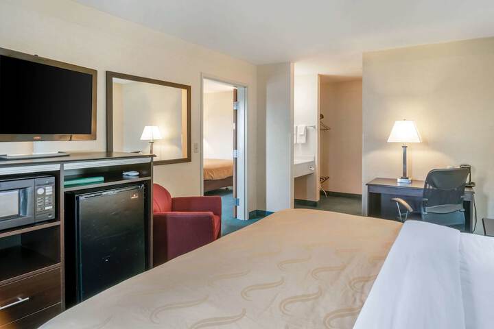 Room 57 of 107