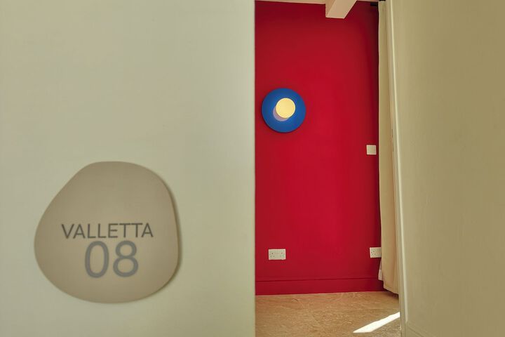 Room 31 of 80