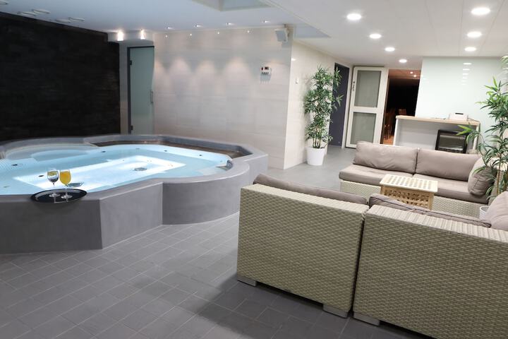 Pool 66 of 88