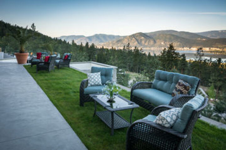 Terrace/Patio 22 of 33