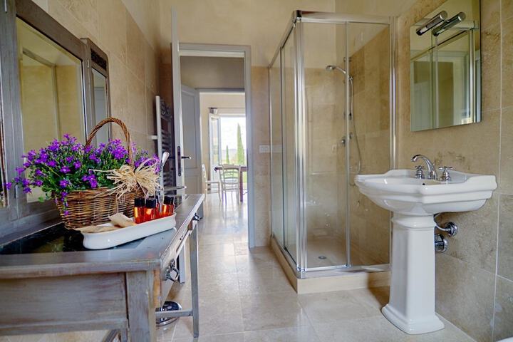 Bathroom Interior Photo