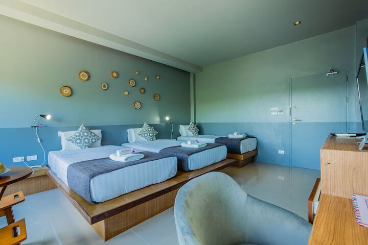 Room 26 of 63