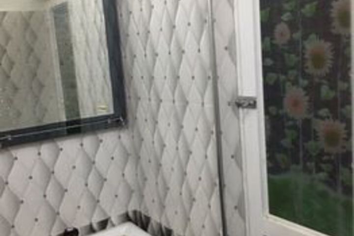 Room 9 of 87