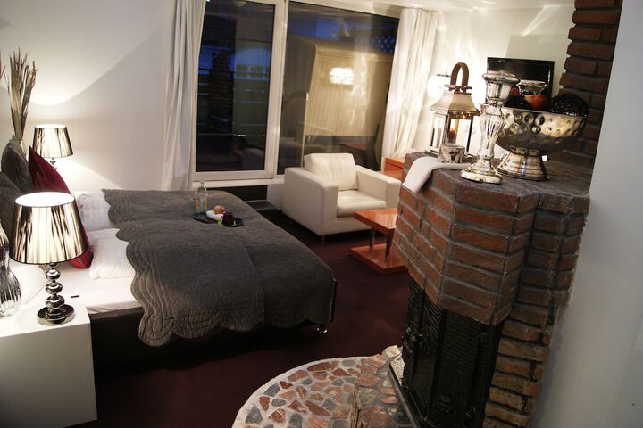 Room 7 of 45