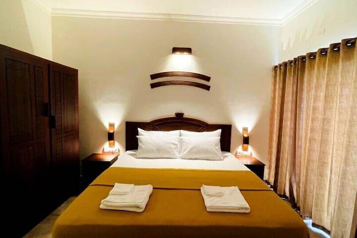 Room 3 of 11