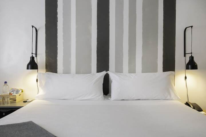 Room 18 of 67