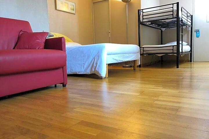 Room 92 of 125