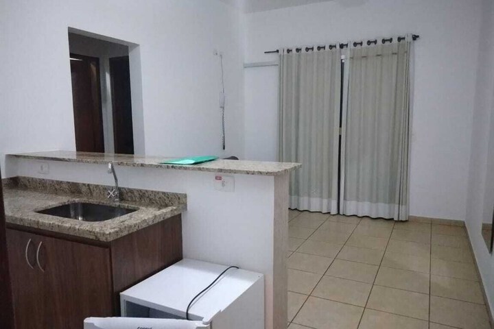 Room 9 of 28