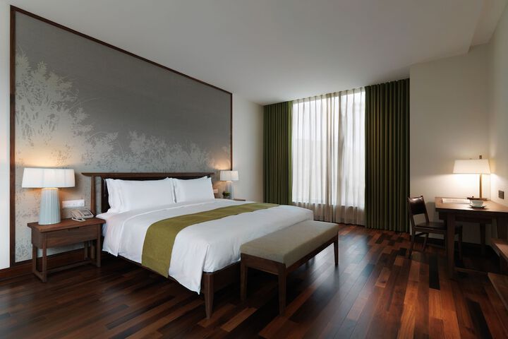 Room 5 of 21