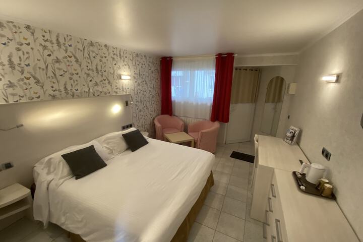 Room 29 of 93