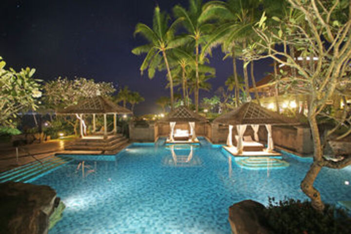 Pool 115 of 198