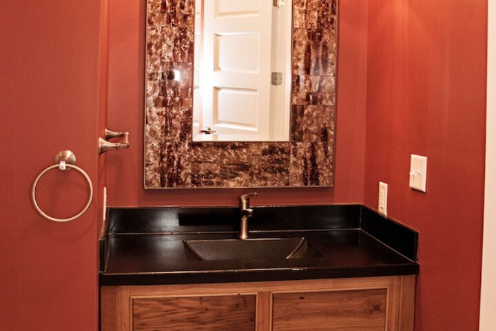 Room 24 of 33