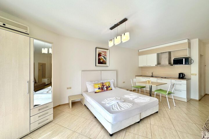 Room 11 of 151