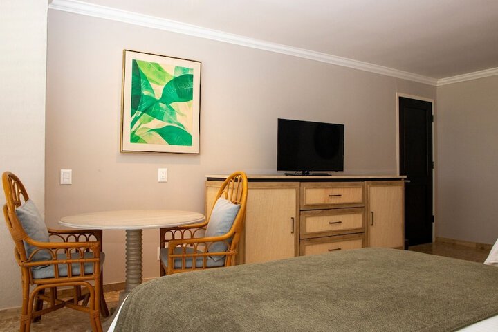 Room 45 of 146