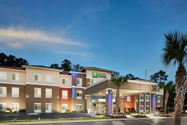 Hotel 41 of 42