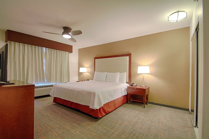 Room 9 of 46