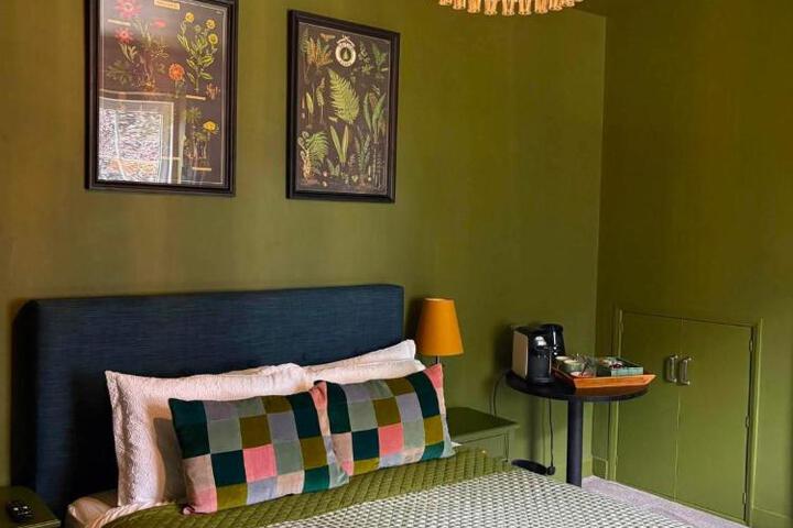 General 9 of 22