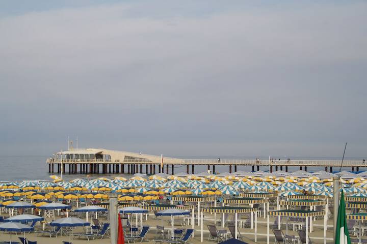Beach 53 of 60