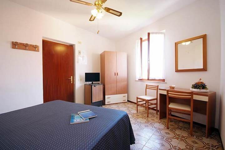 Room 12 of 59