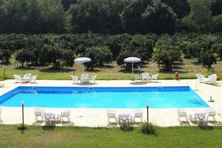Pools & Facilities