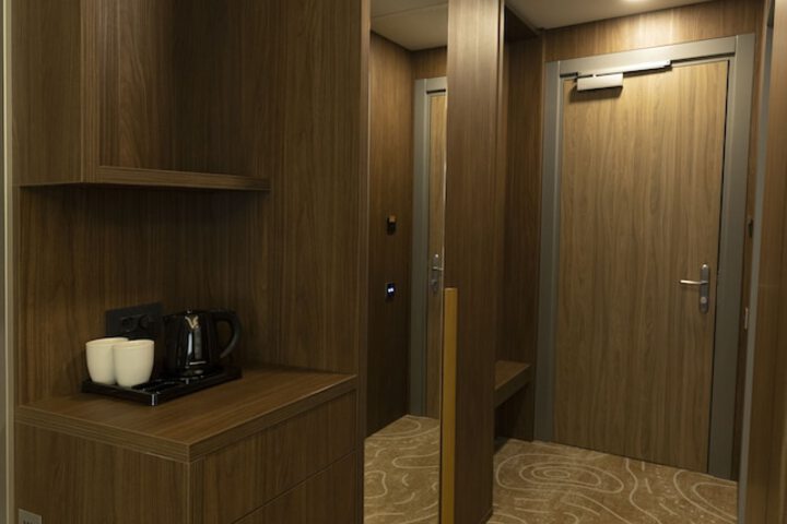 Room 10 of 57