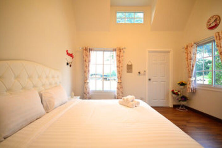 Room 48 of 59