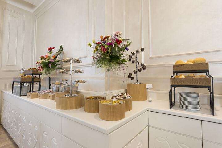 Breakfast/Coffee Service 129 of 138